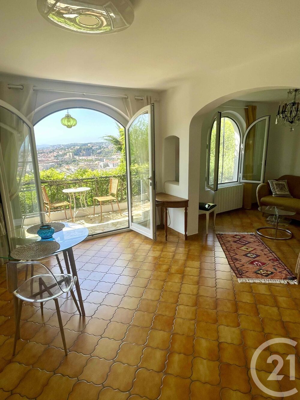 location Appartement - 3 pièce(s) - 67 m² Nice (06300)