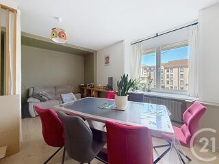 Appartement à louer 2 pièces 44 m²