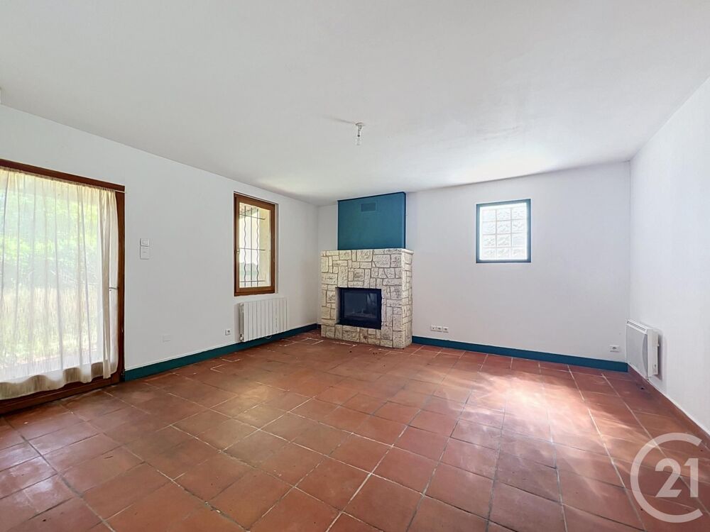 Découvrez cette maison de 88 m² à 5min de Montpon , offr....