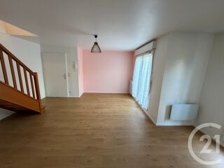  Appartement à louer 3 pièces 60 m²
