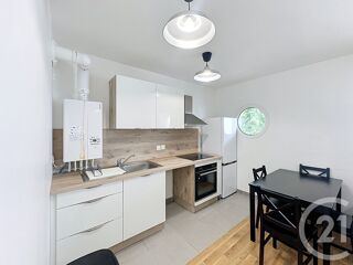  Appartement à louer 2 pièces 40 m²