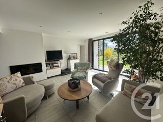  Maison à vendre 6 pièces 232 m²