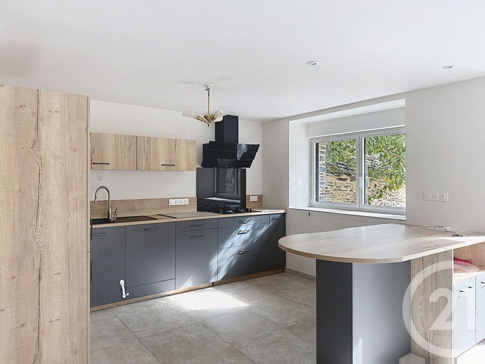 location Maison - 4 pièce(s) - 107 m² Sainte-Marie (35600)