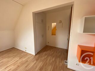  Appartement à louer 2 pièces 55 m²