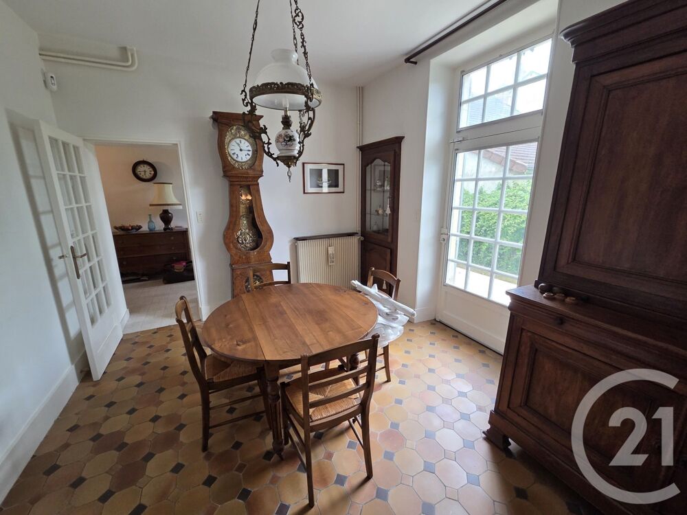 Grande maison de ville avec jardin à Nevers Idéaleme....