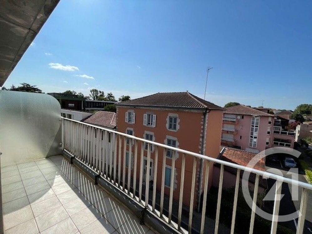 DAX - CENTRE VILLE : Appartement F2 avec une surface hab....