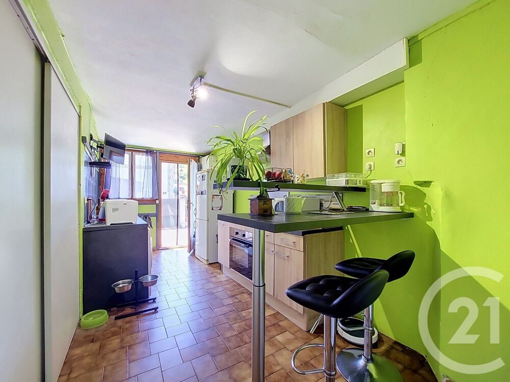 Venez découvrir cette maison T4 de 95m², entièrement rén....
