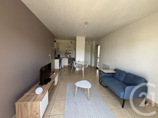  Appartement à louer 2 pièces 38 m²