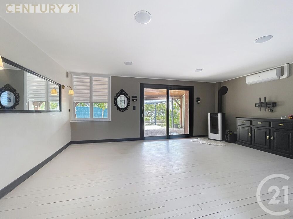vente Maison - 4 pièce(s) - 185 m² Montpon-Ménestérol (24700)