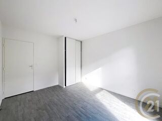  Appartement à louer 3 pièces 64 m²