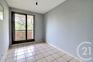  Appartement � vendre 4 pi�ces 81 m�