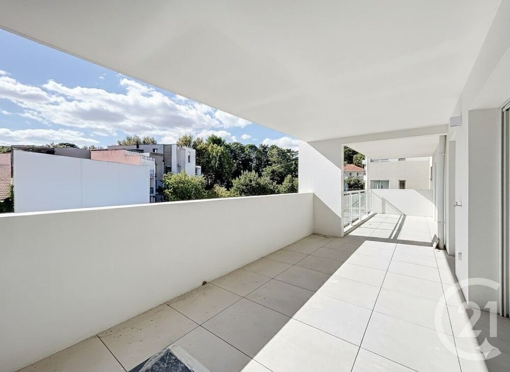 À VENDRE APPARTEMENT T4 NEUF AVEC TERRASSE ET GARAGE C....