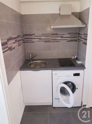  Appartement à louer 3 pièces 67 m²
