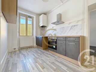  Appartement à louer 3 pièces 47 m²