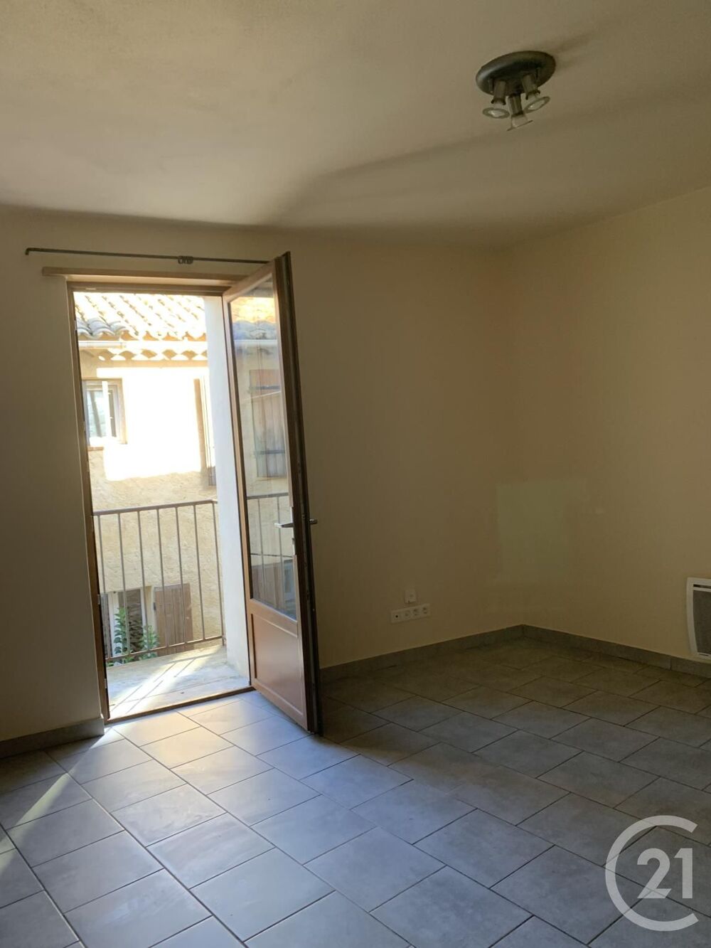 A louer par votre agence CENTURY 21 LA BIG, maison de vi....