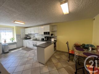  Maison à vendre 10 pièces 411 m²