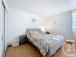  Appartement à louer 4 pièces 63 m²