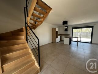  Maison à louer 4 pièces 95 m²
