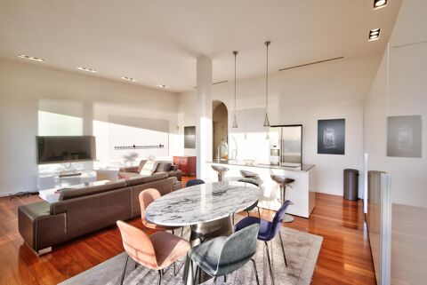  Appartement � louer 4 pi�ces 179 m�