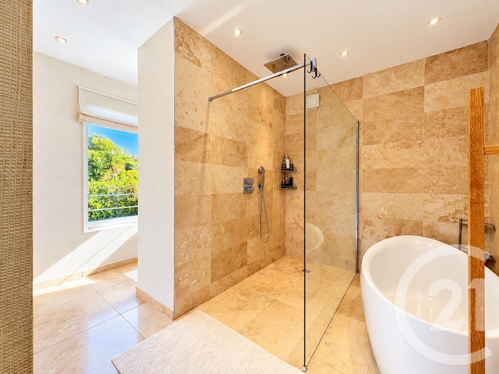 à vendre  Maison Antibes (06600)