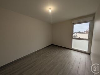  Appartement à louer 3 pièces 62 m²