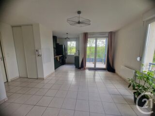  Appartement à louer 3 pièces 60 m²
