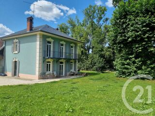  Maison à louer 7 pièces 144 m²