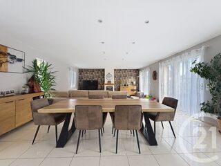  Maison � vendre 5 pi�ces 218 m�