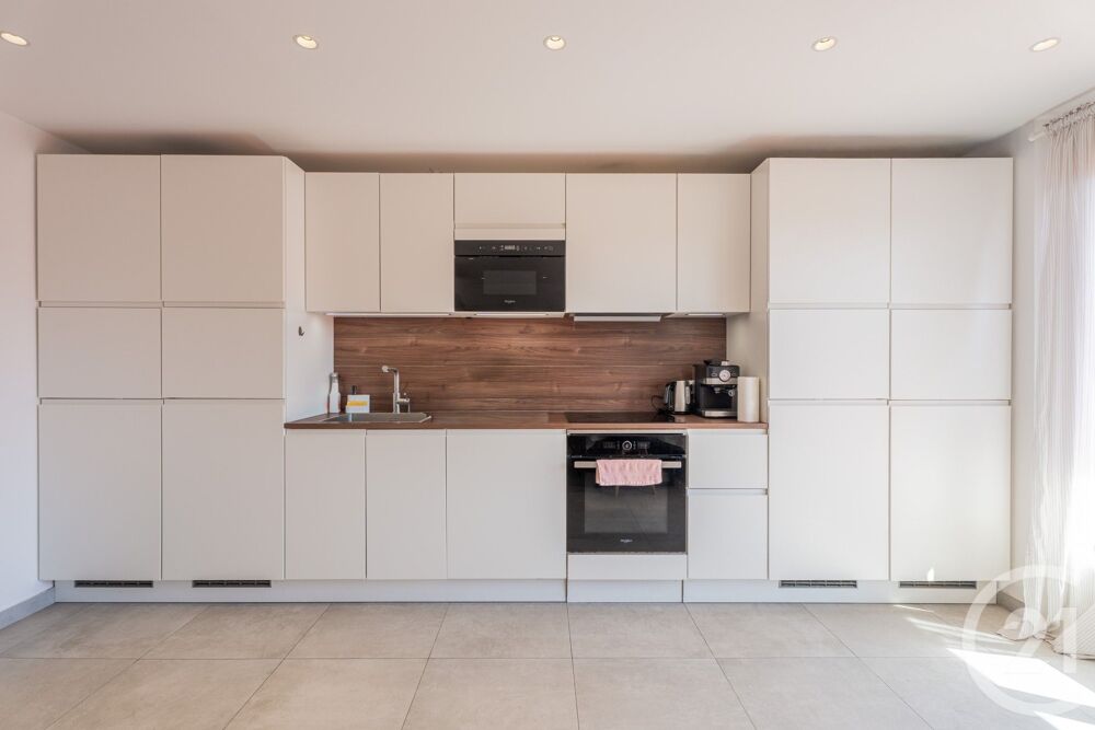 vente Appartement - 5 pièce(s) - 85 m² Nice (06200)