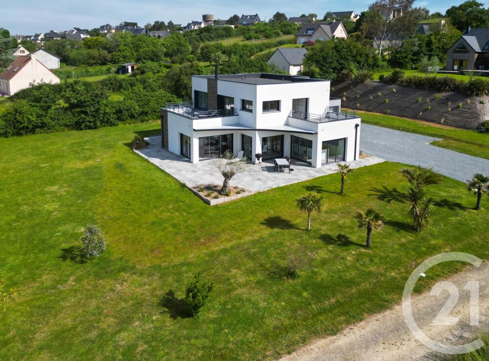 Maison 6 pièces 330 m² · à Barneville Carteret · 330 m² · 995 000 €