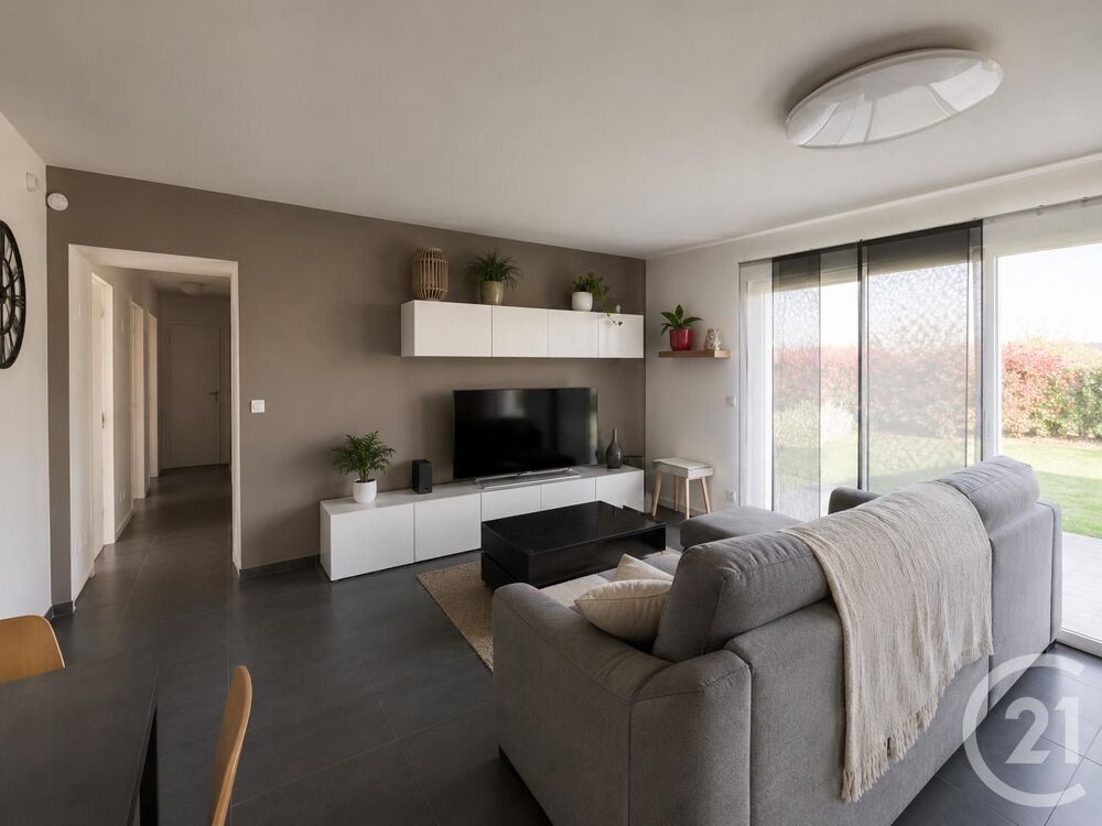 vente Maison - 6 pièce(s) - 146 m² La Tour-du-Crieu (09100)