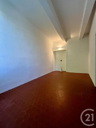  Appartement à louer 3 pièces 78 m²