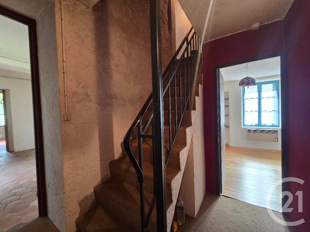 Située à Darvault, Century21 Cottage Immobilier vous pro....
