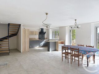  Maison à louer 4 pièces 107 m²