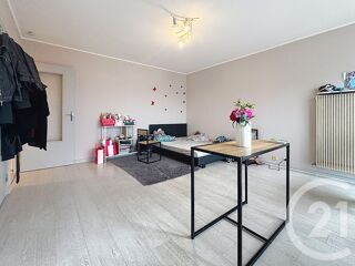  Appartement à louer 1 pièce 32 m²