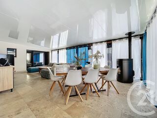  Maison � vendre 7 pi�ces 236 m�