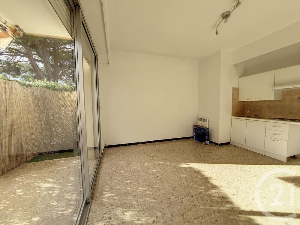 location Appartement - 2 pièce(s) - 40 m² Mandelieu-la-Napoule (06210)