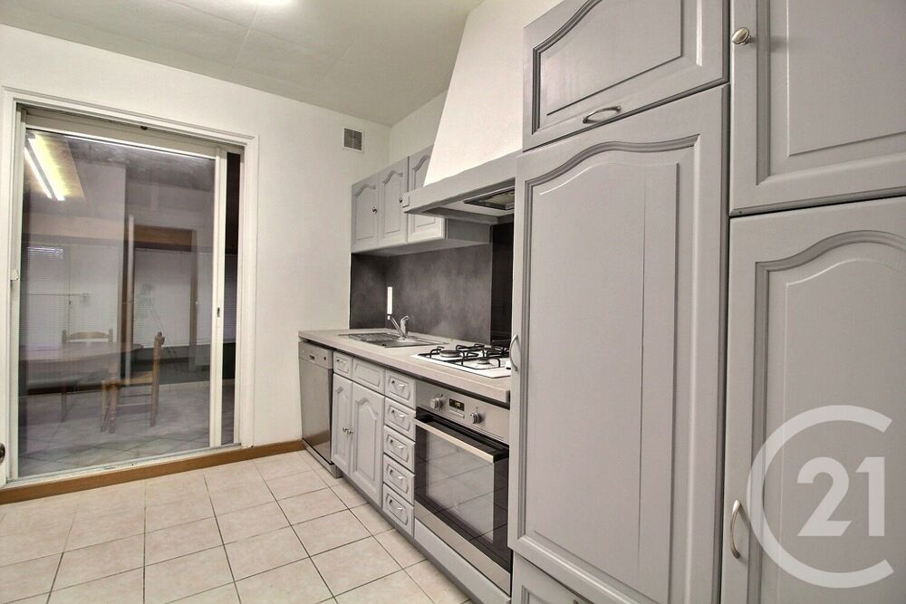 vente Maison - 4 pièce(s) - 123 m² Niévroz (01120)