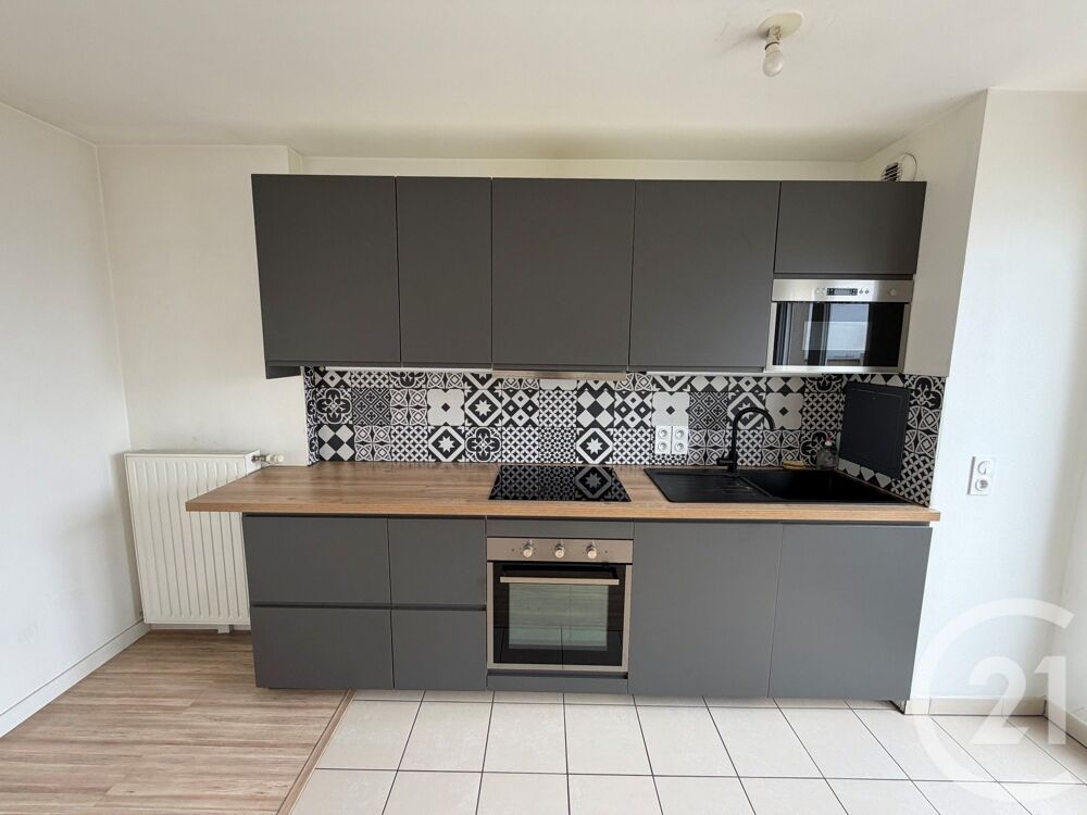 location Appartement - 3 pièce(s) - 64 m² Le Blanc-Mesnil (93150)