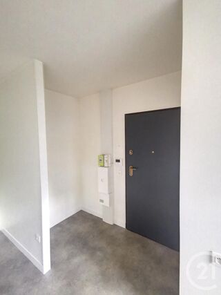  Appartement à louer 2 pièces 32 m²