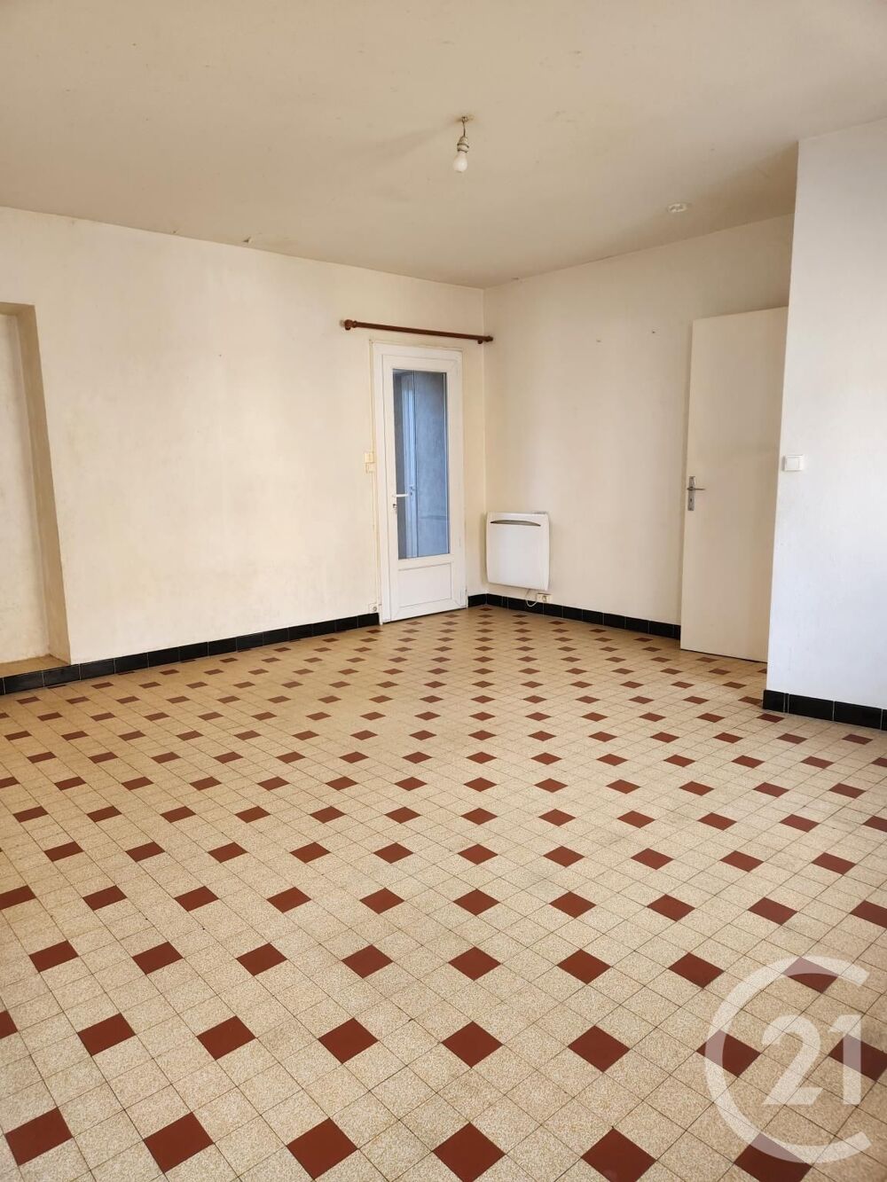 Dans un environnement calme et agréable de la commune de....