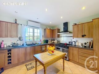  Maison � vendre 5 pi�ces 268 m�