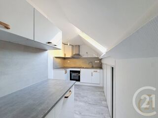  Appartement à louer 4 pièces 72 m²