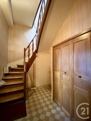  Maison � vendre 12 pi�ces 870 m�