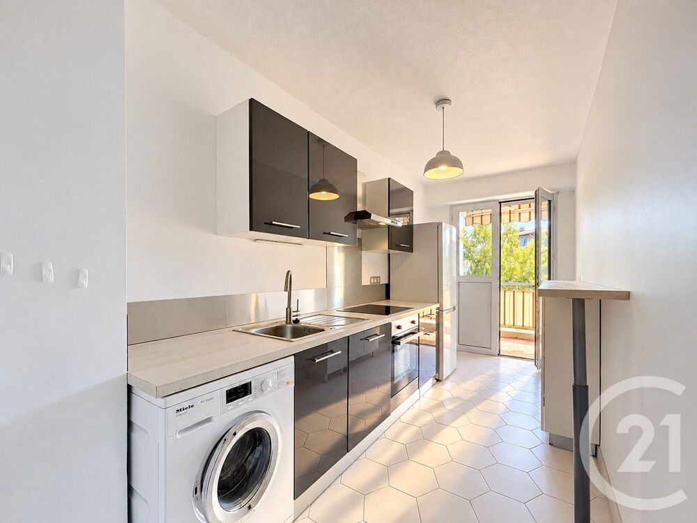 vente Appartement - 3 pièce(s) - 75 m² Antibes (06600)