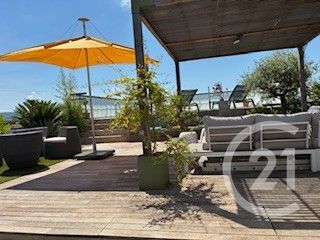  Appartement à louer 4 pièces 110 m²