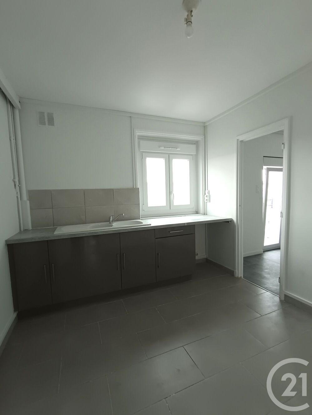 location Appartement - 3 pièce(s) - 57 m² Calais (62100)