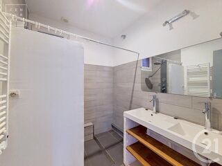  Maison � vendre 8 pi�ces 230 m�