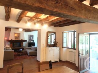  Maison  vendre 8 pices 235 m