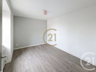  Appartement à louer 3 pièces 60 m²